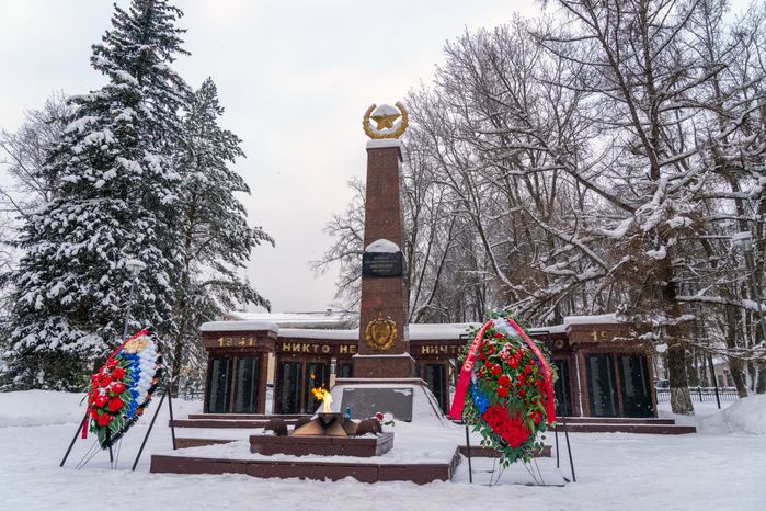 Памятник партизанам и воинам, погибшим при освобождении города Руза в годы Великой Отечественной войны