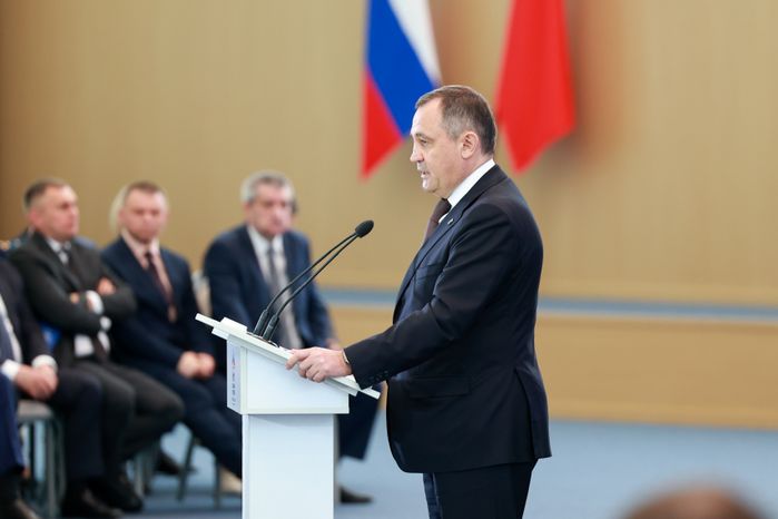 На форуме выступил председатель Мособлдумы, секретарь подмосковной "Единой России" Игорь Брынцалов