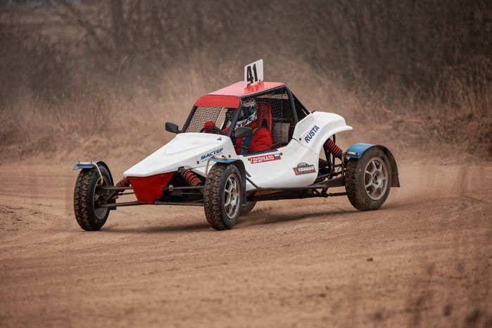 Гонки по кроссу на автомобилях и багги на Кубок Kramar Motorsport в Раменском округе