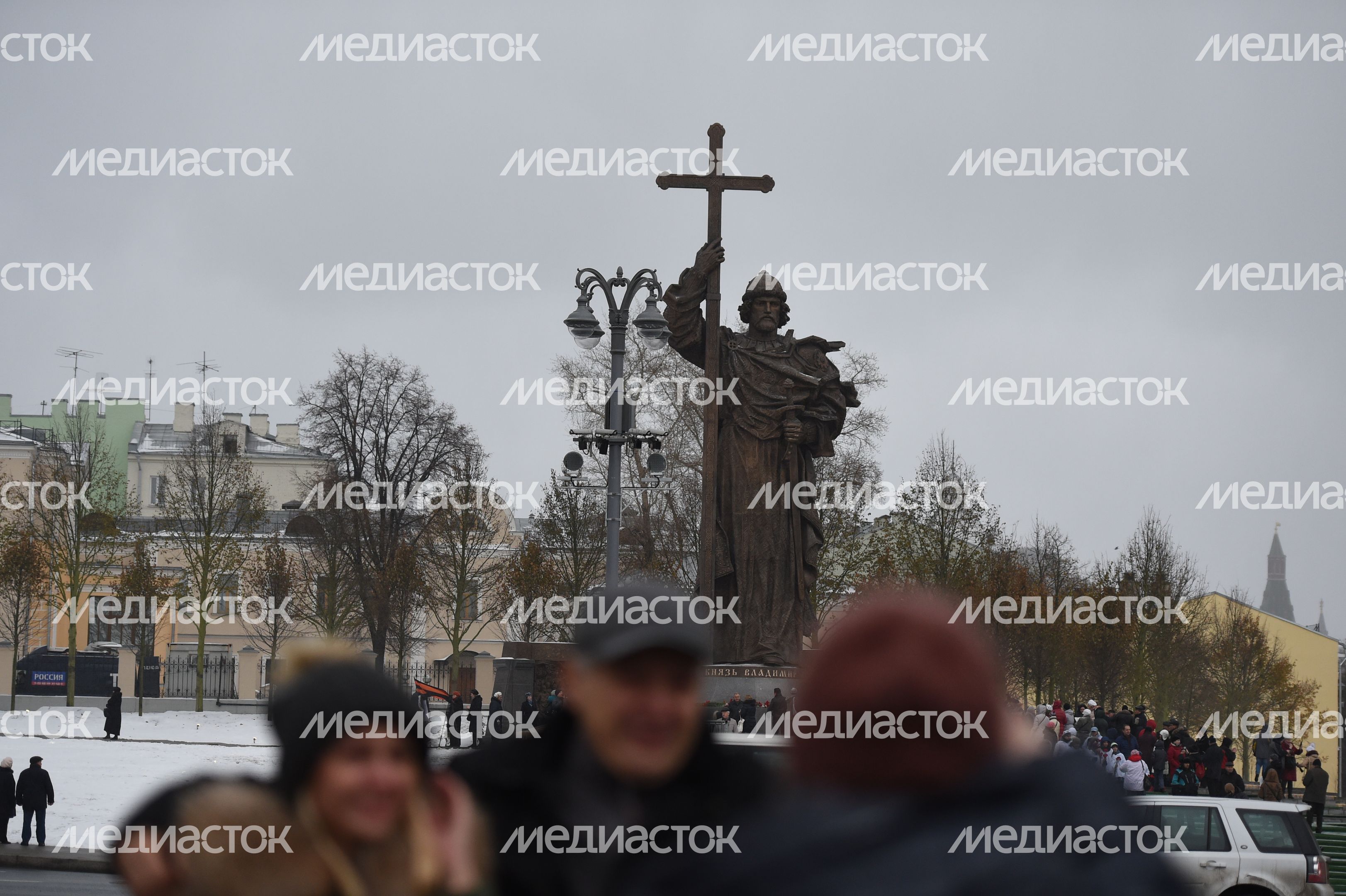 Памятник князю Владимиру в Москве