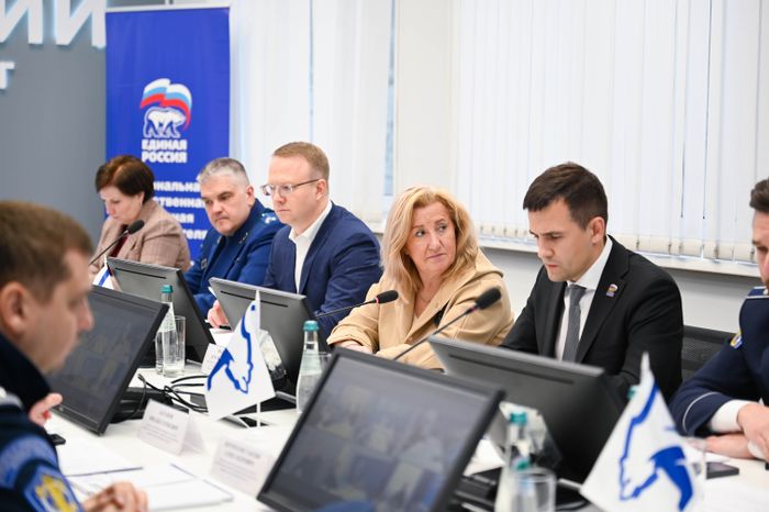 Игорь Даниленко провёл личный приём граждан в Ленинском округе