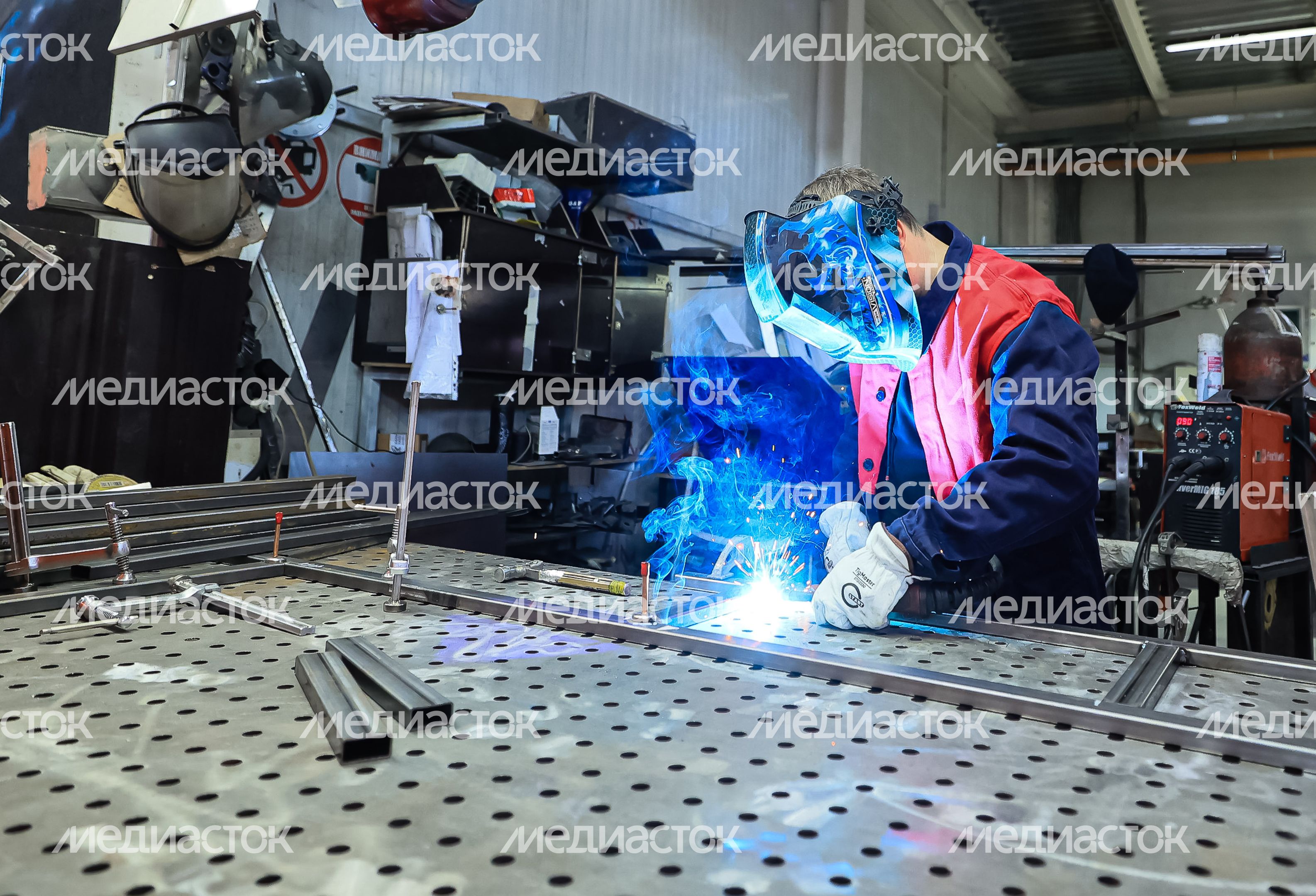 Посещение губернатором производства мобитраков в Истре