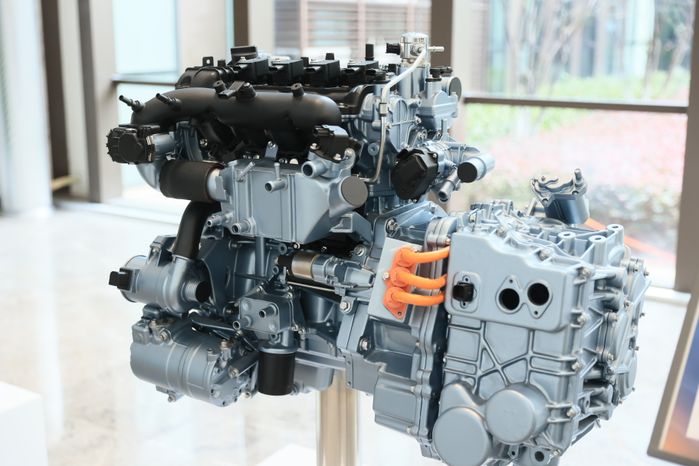 Посещение автозавода Changan Automobile Group в Китае Губернатором Подмосковья