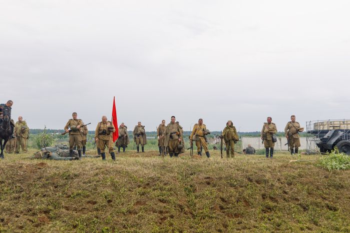 Эпизод Курской битвы под Прохоровкой на военно-исторической реконструкции в Центральном парке «Патриот»
