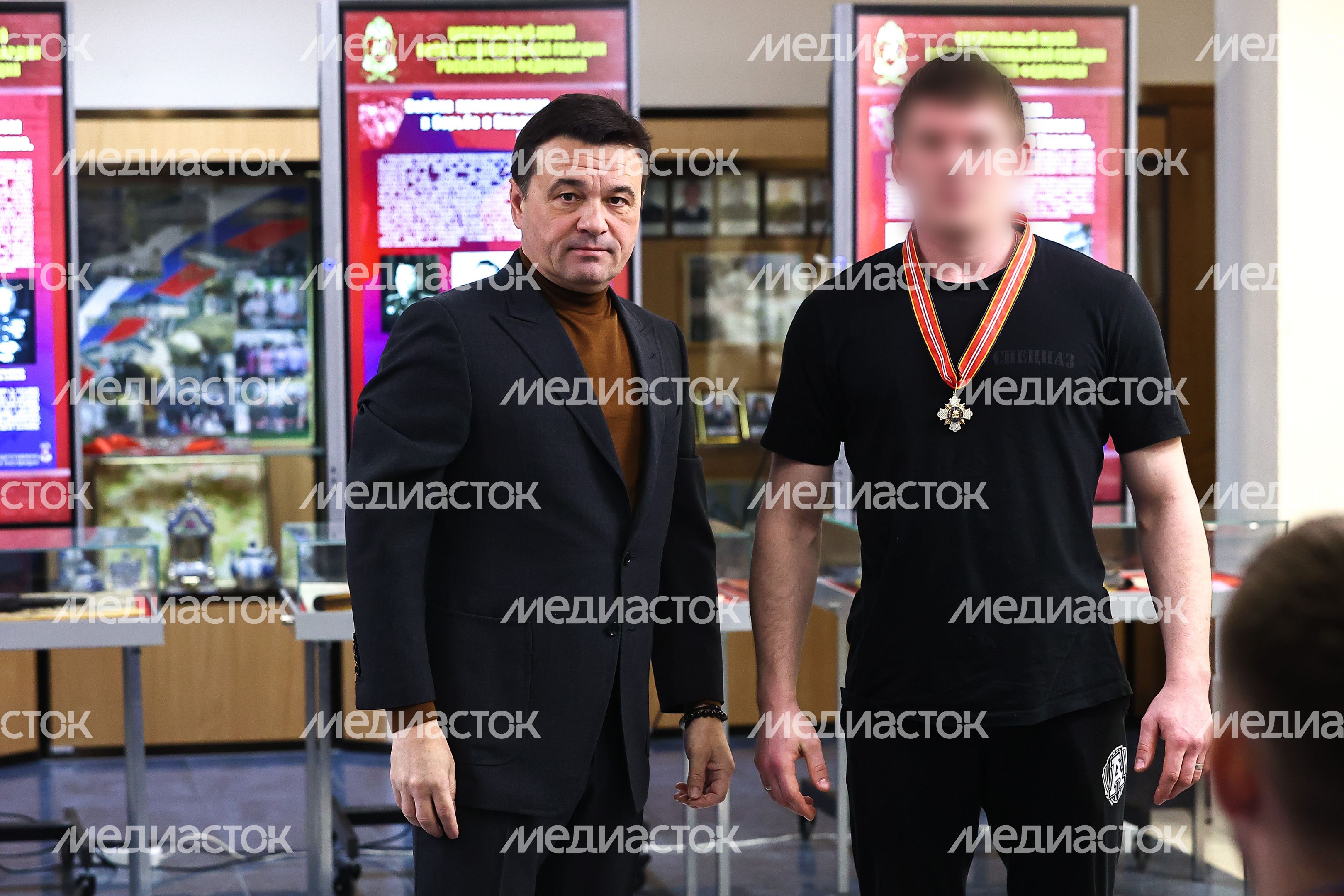 Визит губернатора Подмосковья в Главный военный клинический госпиталь войск национальной гвардии РФ в Балашихе
