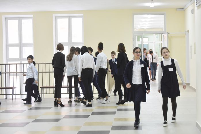 МОУ СОШ №35 г. Подольск. Первый день учебного процесса школе.