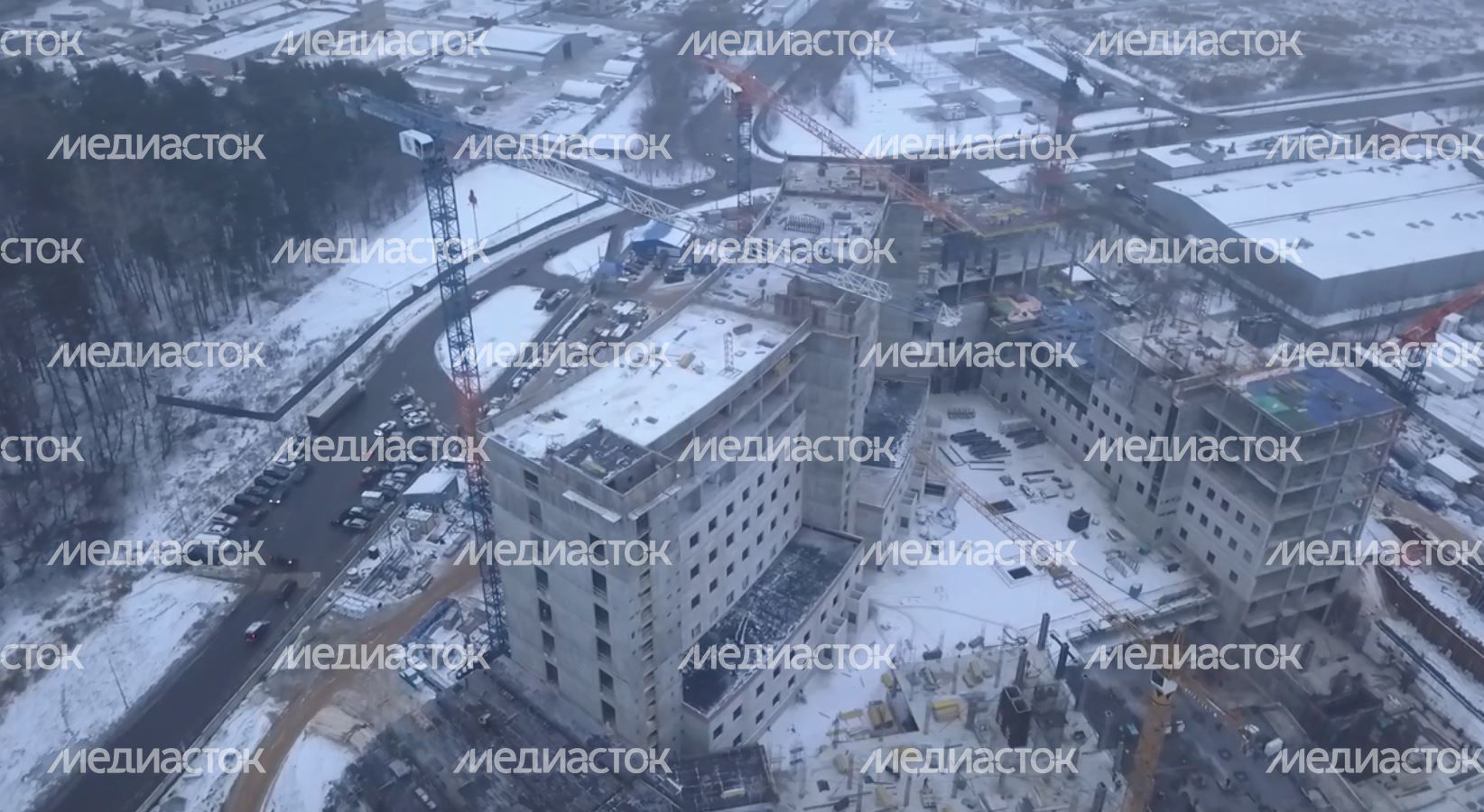 Посещение Губернатором Подмосковья стройплощадки Детской областной больницы в Красногорске