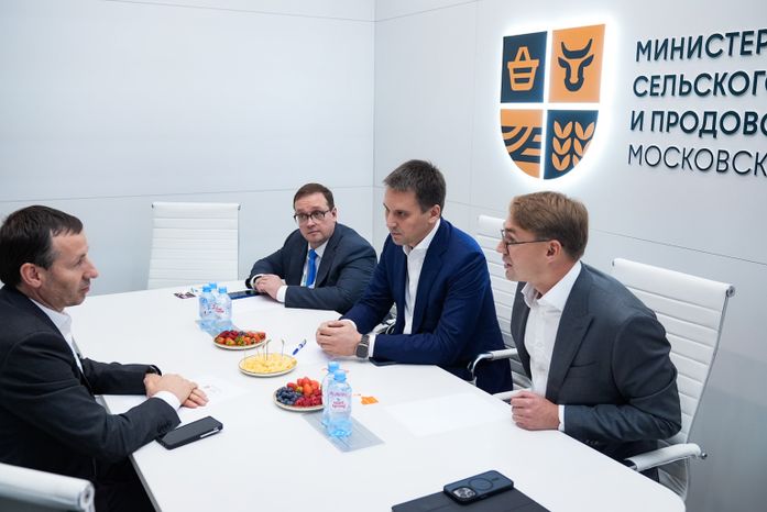 Вячеслав Духин и Сергей Двойных подписали ряд соглашений о реализации в Подмосковье крупных агропромышленных проектов