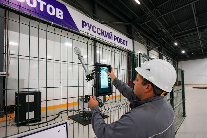Запуск первого производственного корпуса государственного индустриального парка "Титан" в Ленинском г.о.