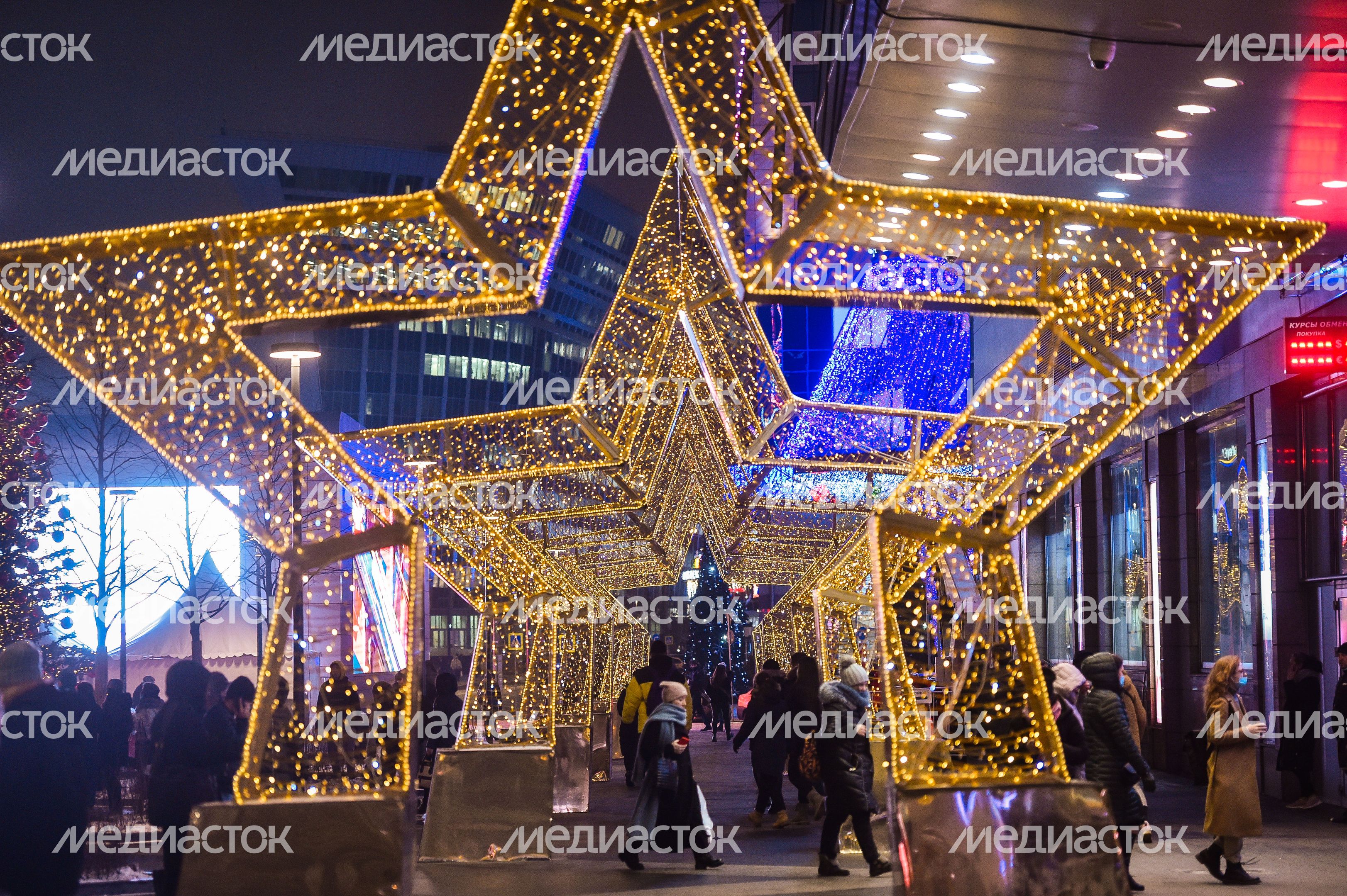 Новогодняя иллюминация в Москве