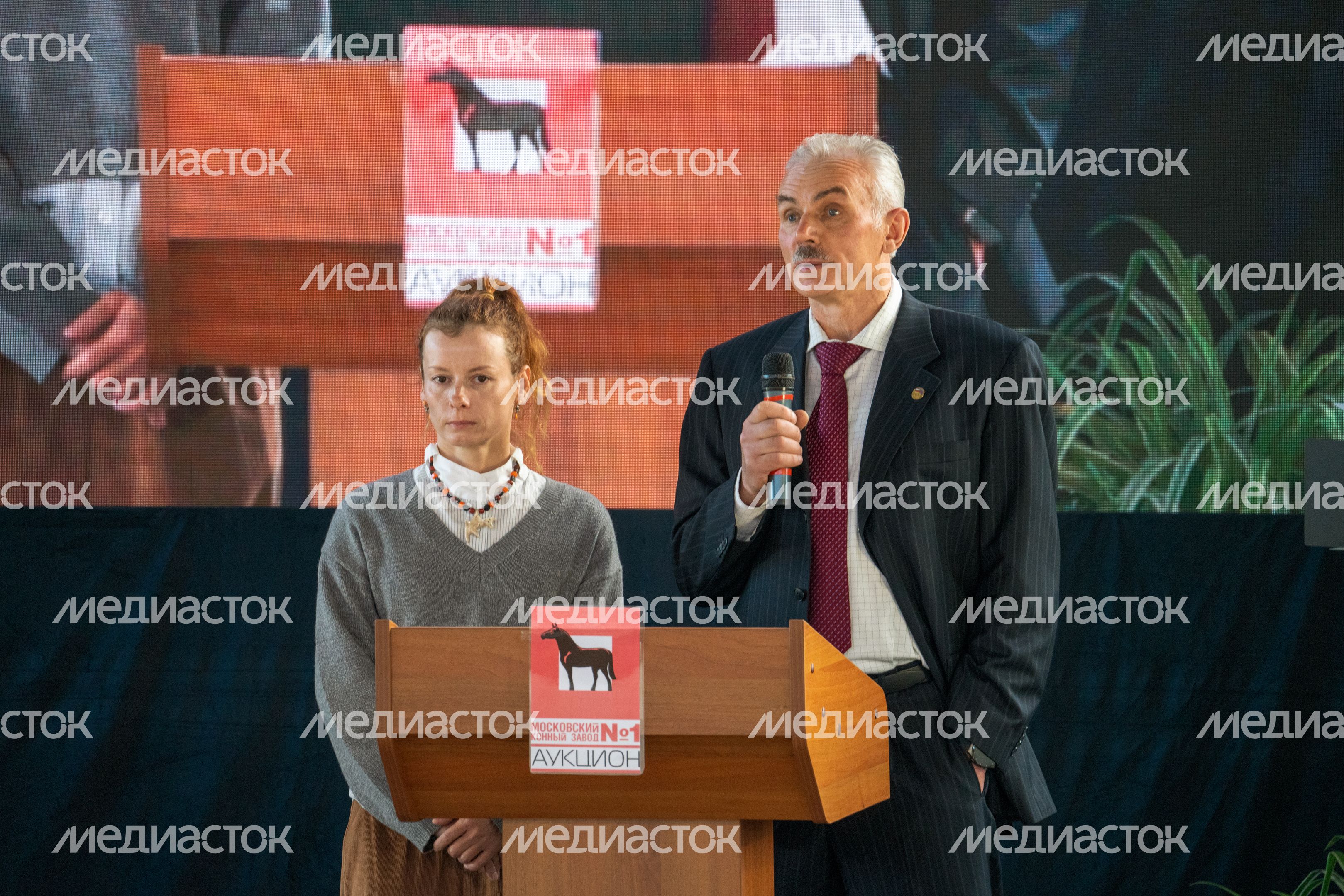 XXIII Ежегодный аукцион лошадей орловской рысистой породы в Горках-10 Одинцовского округа XXIII Ежегодный аукцион лошадей орловской рысистой породы в Горках-10 Одинцовского округа