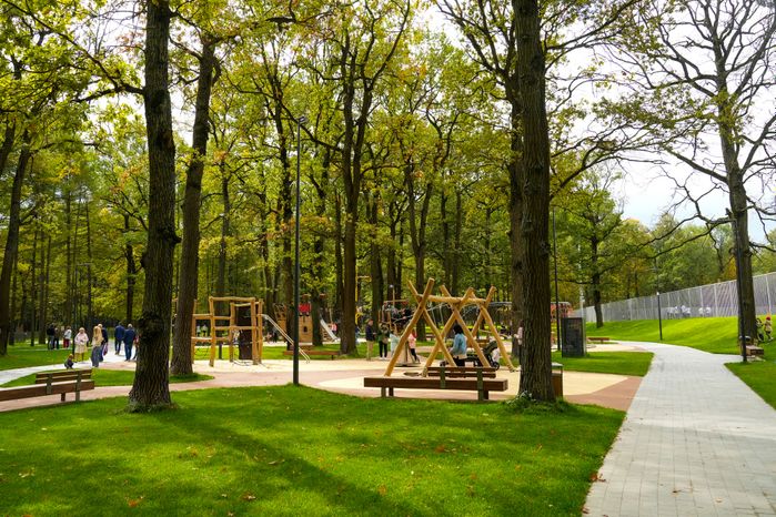 В Подольске завершается благоустройство лесопарка "Дубрава"