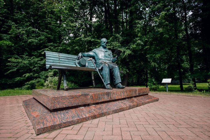 Памятники Чайковскому