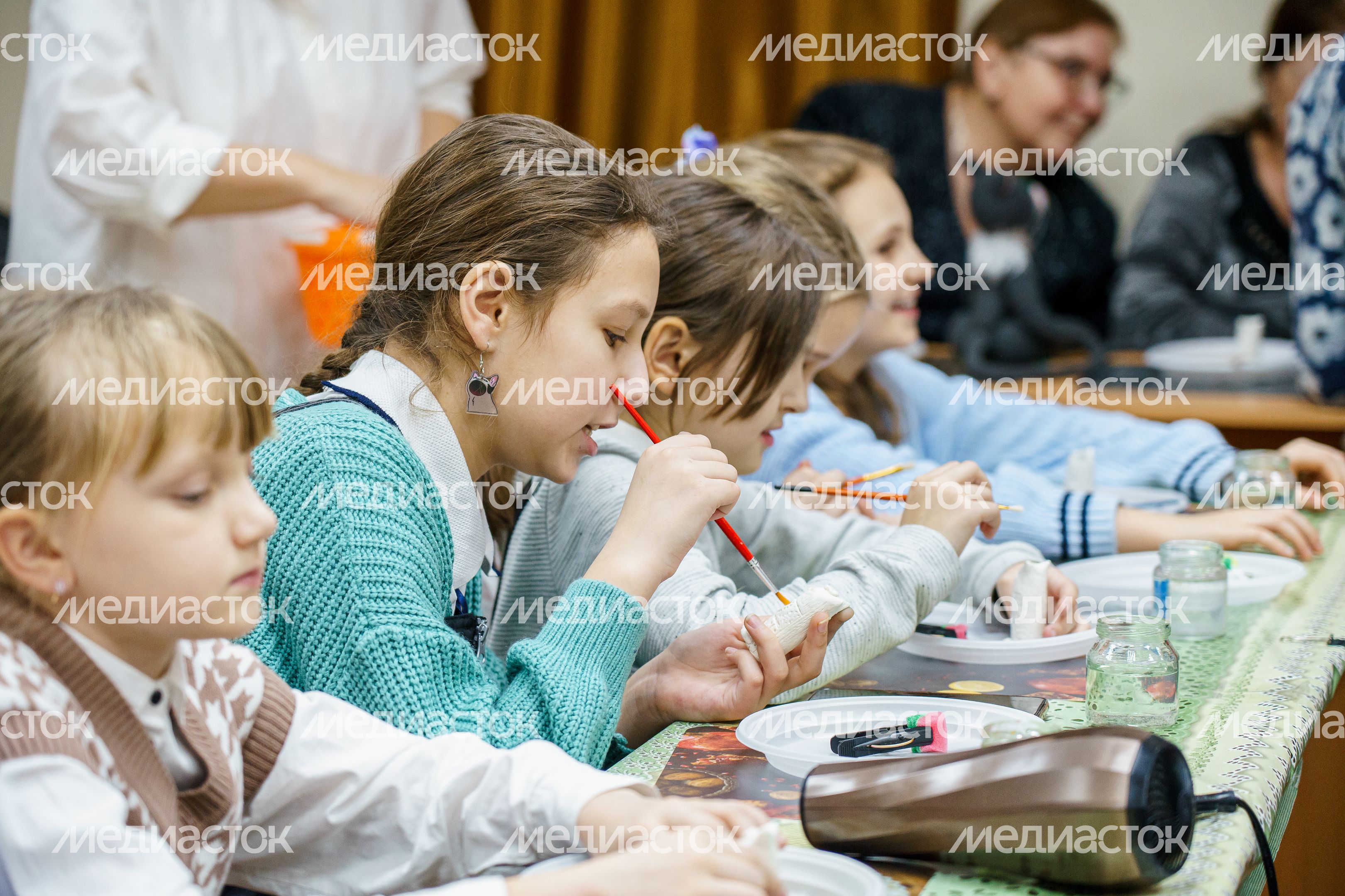Выставка "Сказочный мир игрушки" в Лыткаринском историко-краеведческом музее Выставка "Сказочный мир игрушки" в Лыткаринском историко-краеведческом музее
