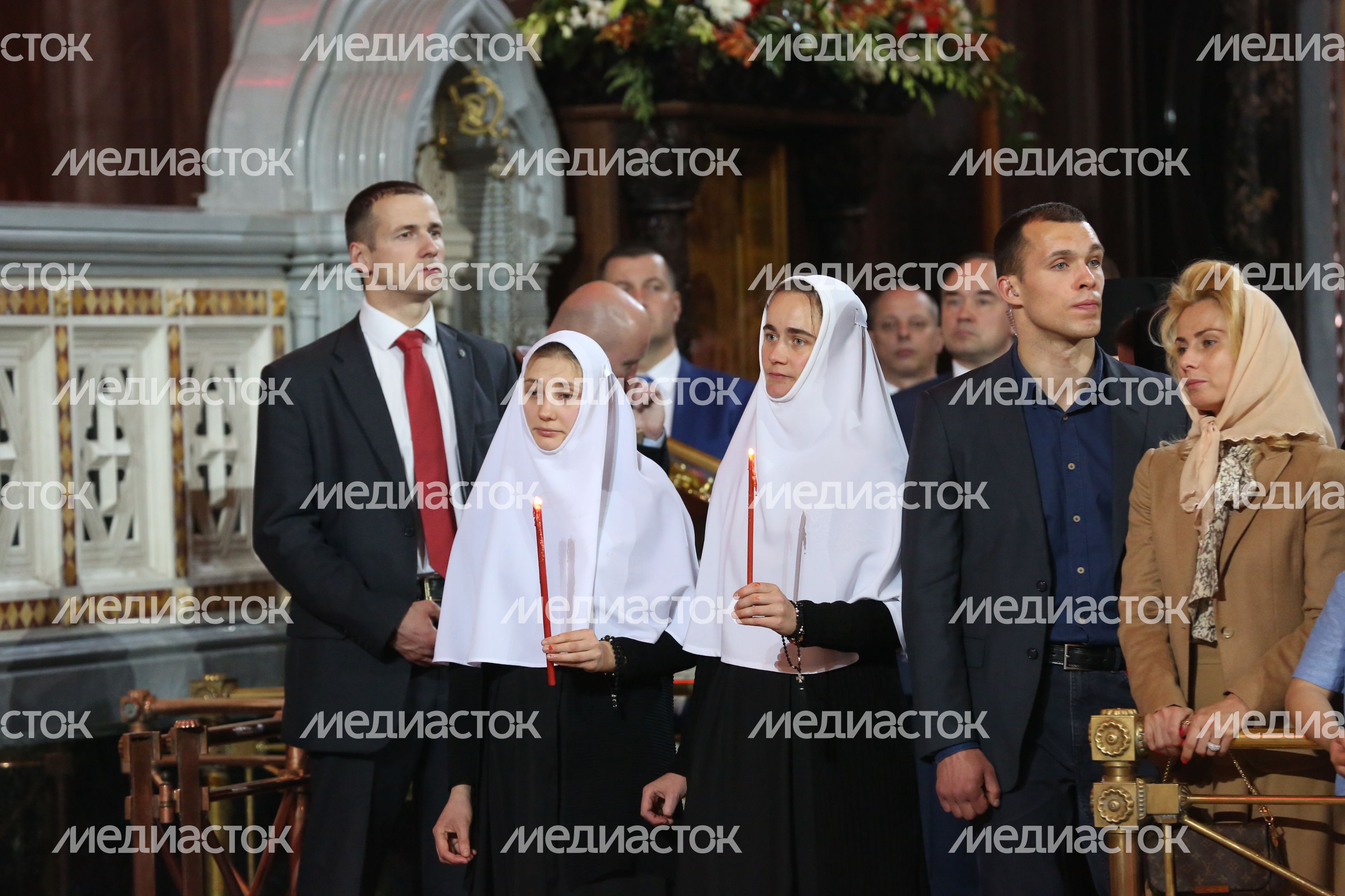 Пасхальное богослужение в Храме Христа Спасителя в Москве