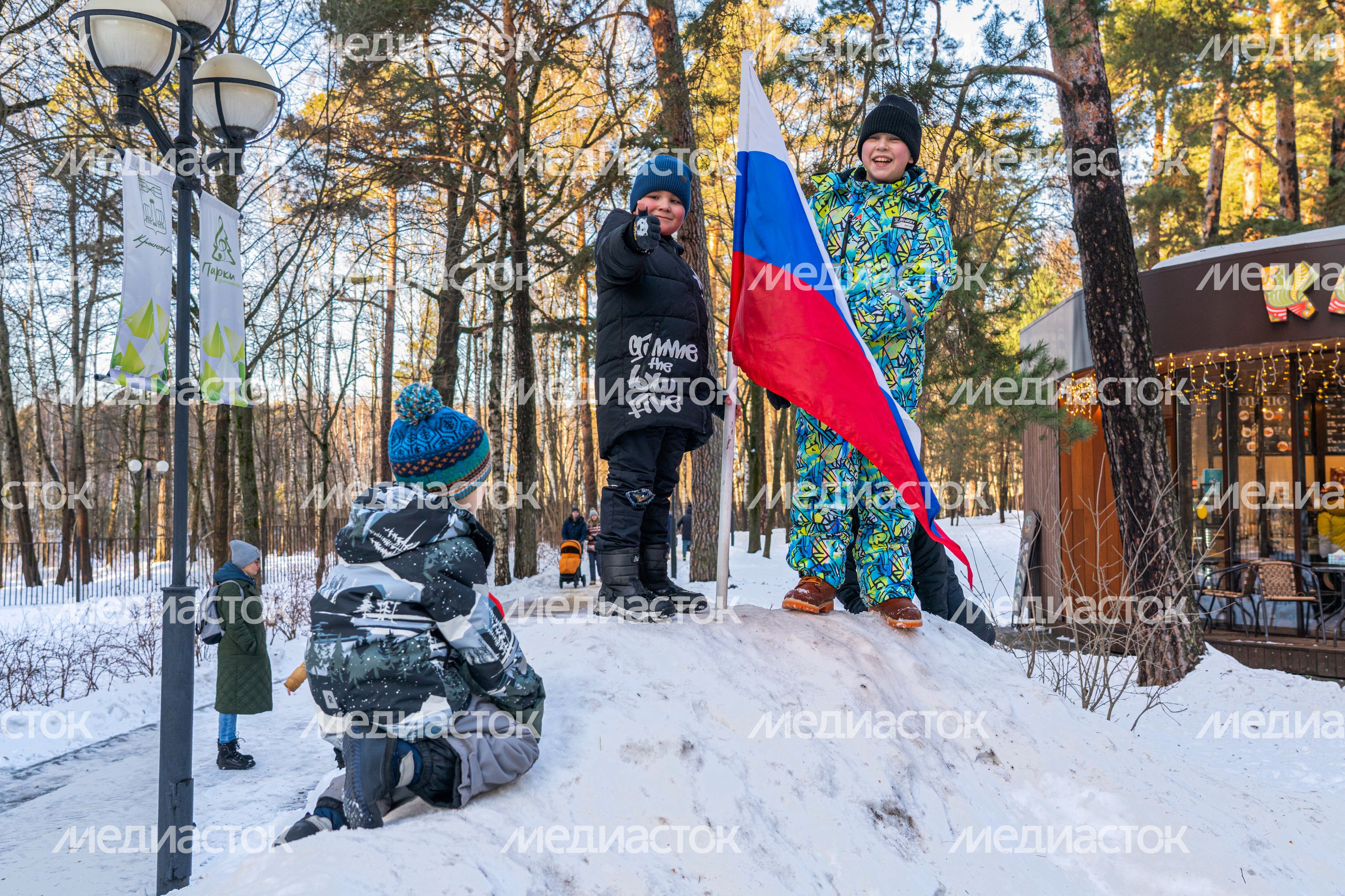 Спортивное мероприятие «Зимние рекорды» в детском городке «Сказочный» Спортивное мероприятие «Зимние рекорды» в детском городке «Сказочный»