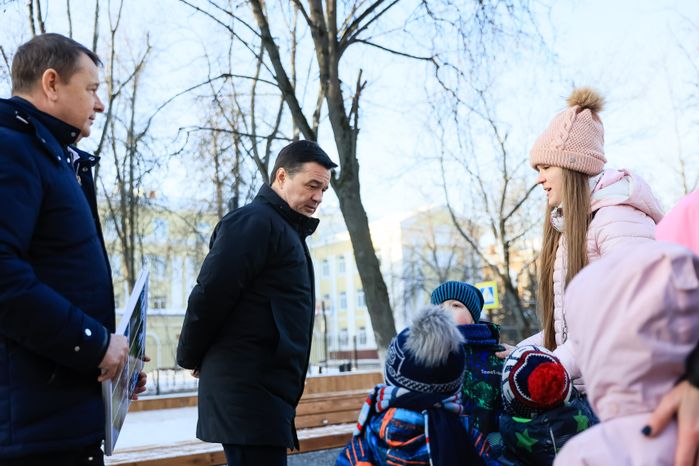Встреча Губернатора Подмосковья с родителями учащихся СОШ №2