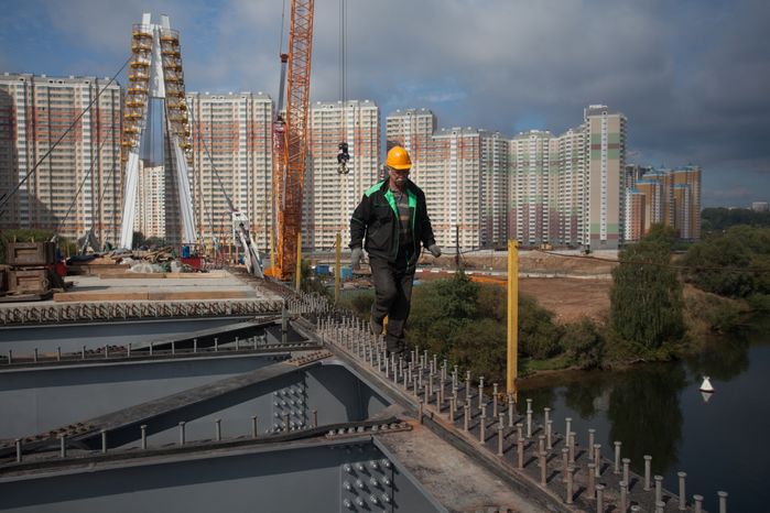 Cтроительство пешеходного моста в Красногорске
