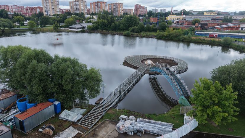 Благоустройство набережной пруда "Москвич" в Лобне
