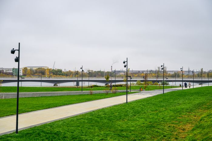 Пешеходный мост через озеро Черное соединил Люберцы и Москву