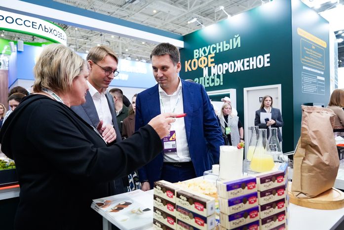 Вячеслав Духин и Сергей Двойных подписали ряд соглашений о реализации в Подмосковье крупных агропромышленных проектов