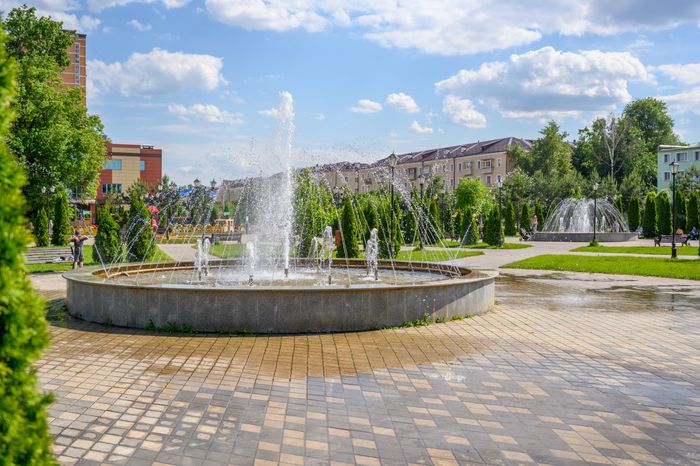 Фонтан в Никольском парке Лосино-Петровского