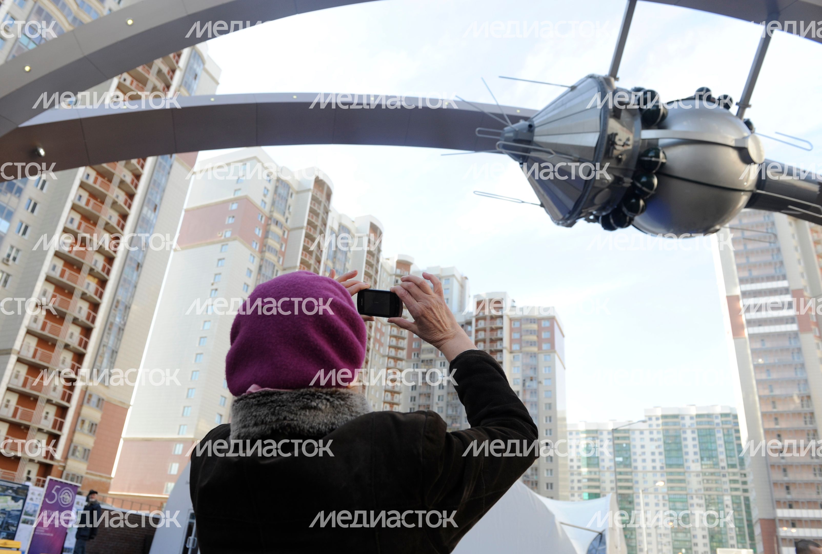 Открытие Аллеи Космонавтов в Красногорске Открытие Аллеи Космонавтов в Красногорске
