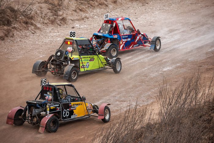 Гонки по кроссу на автомобилях и багги на Кубок Kramar Motorsport в Раменском округе