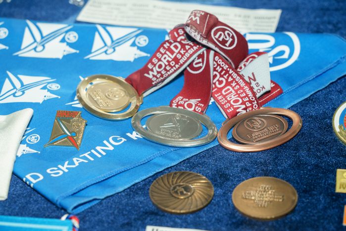 Выставка о развитии конькобежного спорта в Конькобежном центре «Коломна»