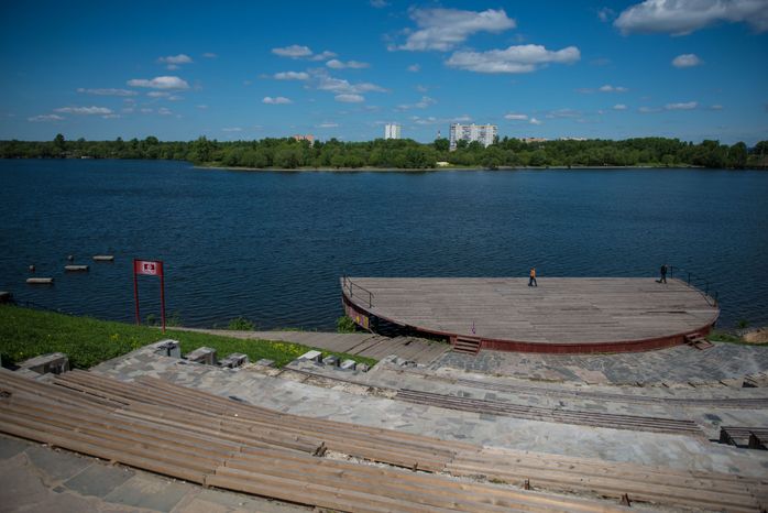 Летний амфитеатр в Долгопрудном