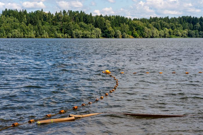 Пляж у Озернинского водохранилища вблизи деревни Нововолково Рузского округа