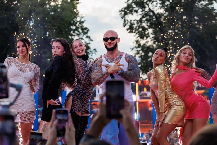 Рэпер Джиган на открытии VK Fest -2024 в московских "Лужниках"