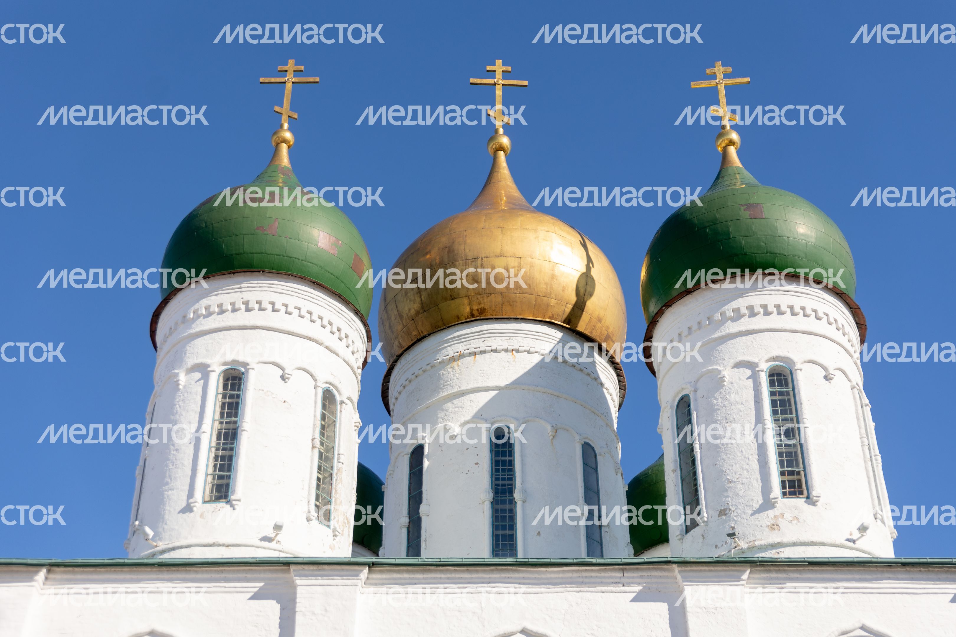 Коломенский кремль. Соборная площадь и Пятницкие ворота Коломенский кремль. Соборная площадь и Пятницкие ворота