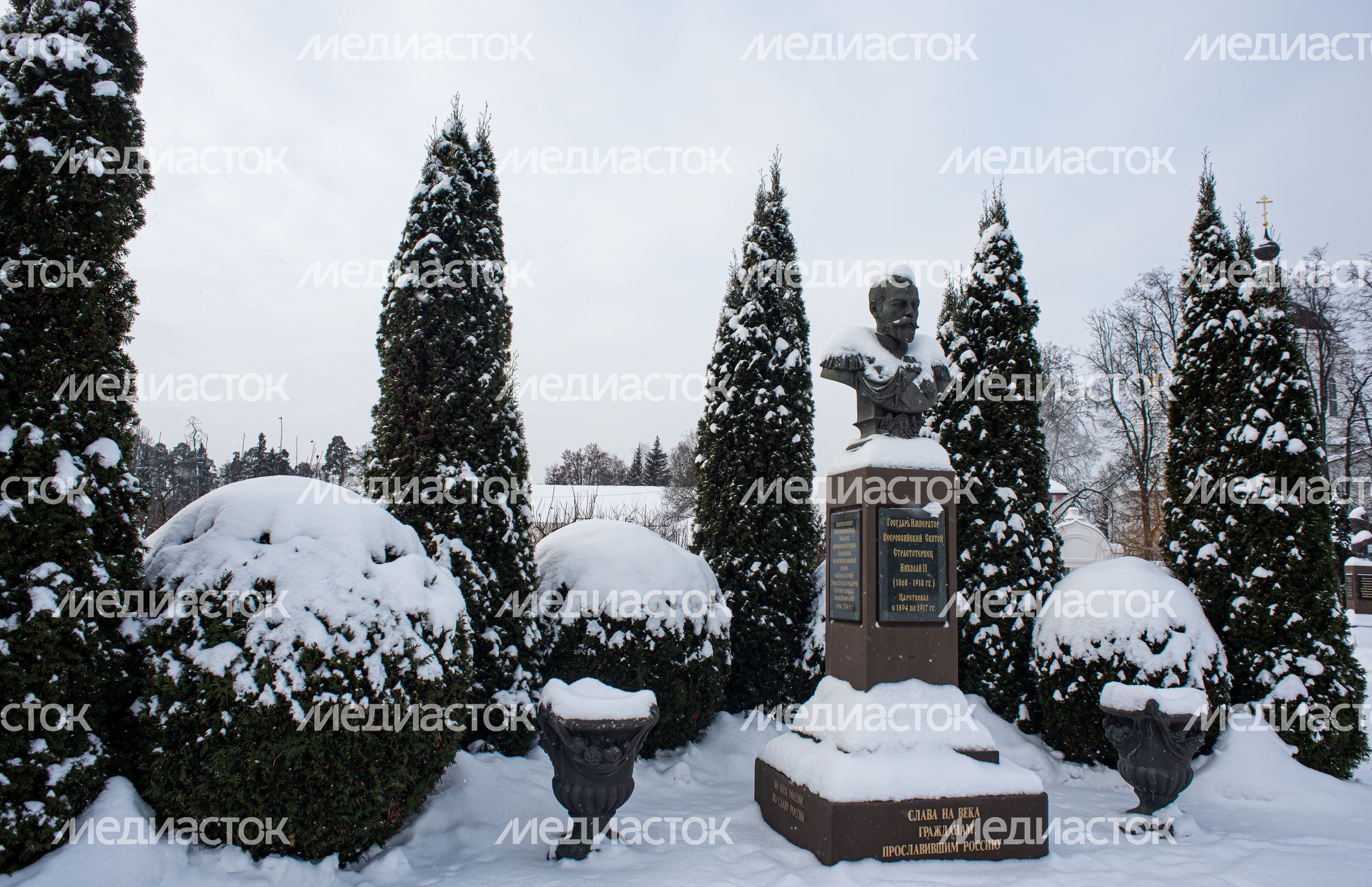 Зимние виды Николо-Берлюковской пустыни