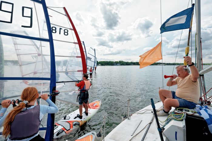 Парусный спорт на Клязьминском водохранилище в Мытищах: Первенство ЦФО среди юношей и девушек