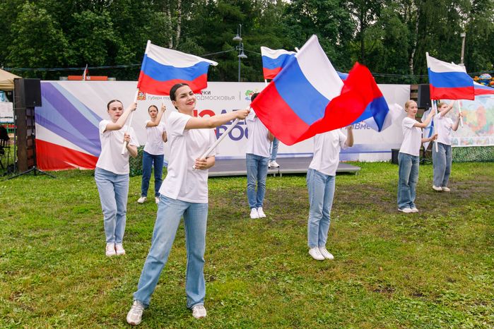 Более 100 участников собрал Солнечный велопарад в Солнечногорске