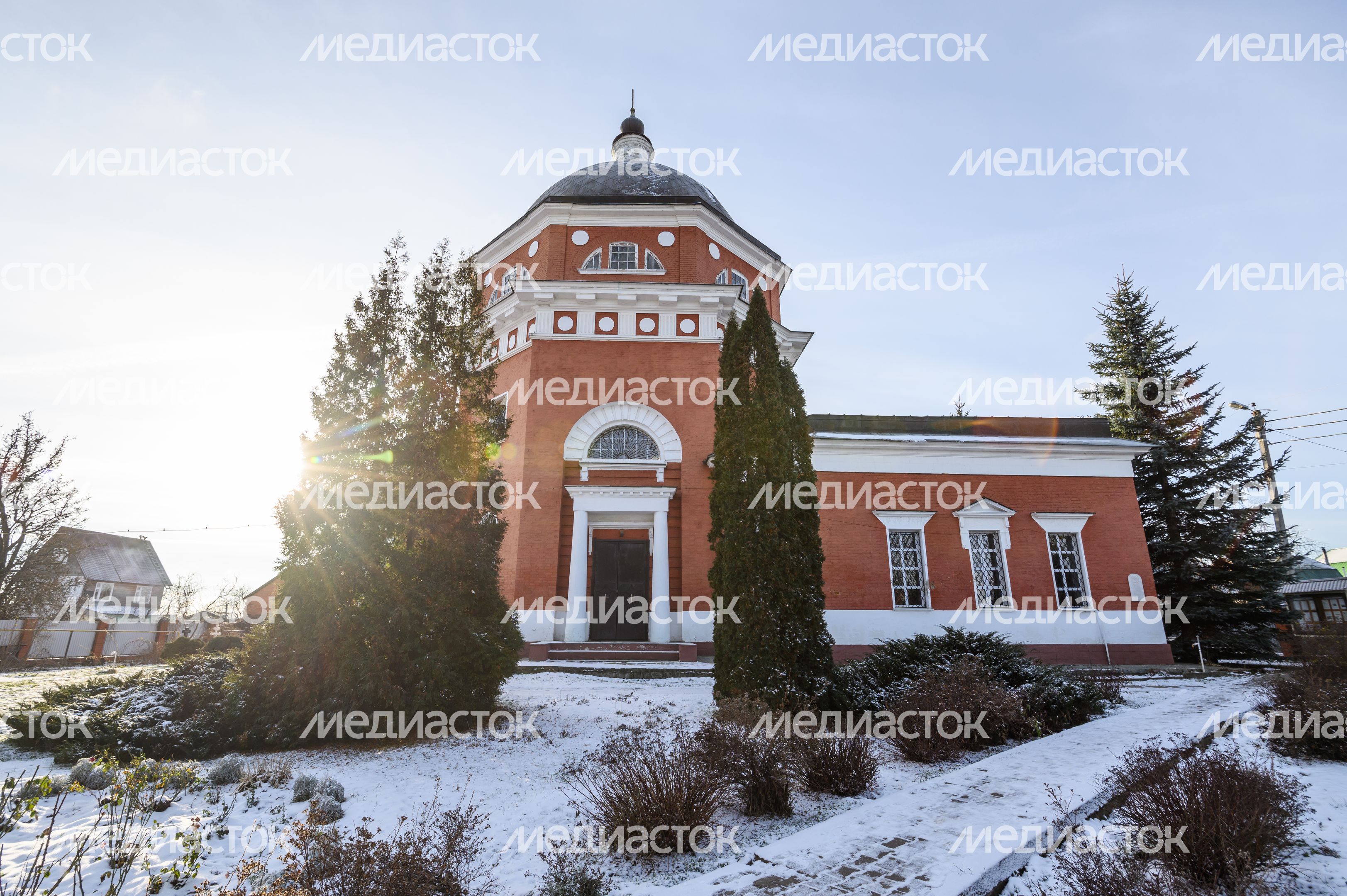 Церковь Иверской иконы Божией Матери в селе Растуново округа Домодедово Церковь Иверской иконы Божией Матери в селе Растуново округа Домодедово