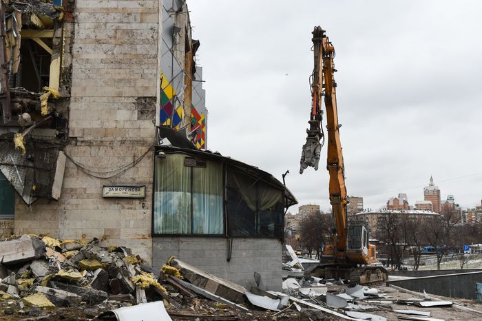 Снос кинотеатра «Соловей» в Москве