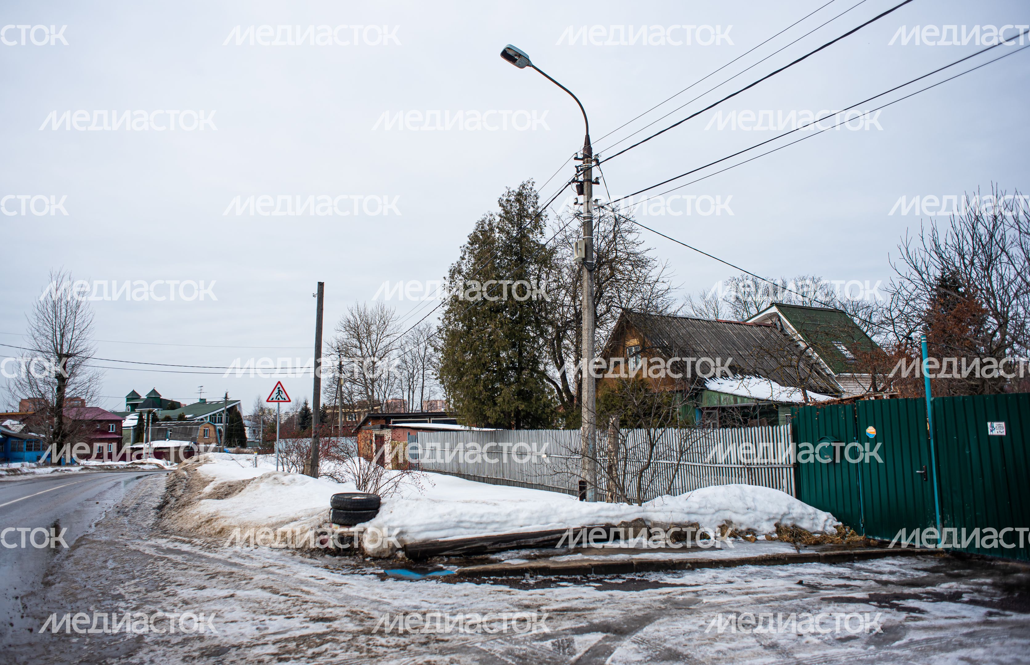 Зимние виды деревни Гребнево
