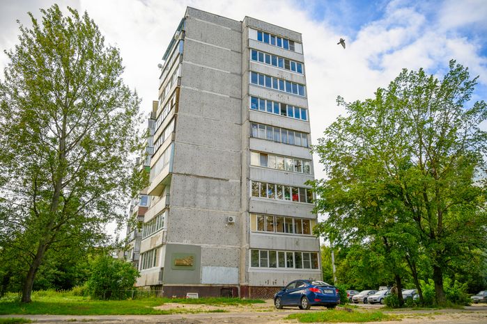Мемориальная доска Героя Советского Союза Владимира Бондаренко в Орехово-Зуево