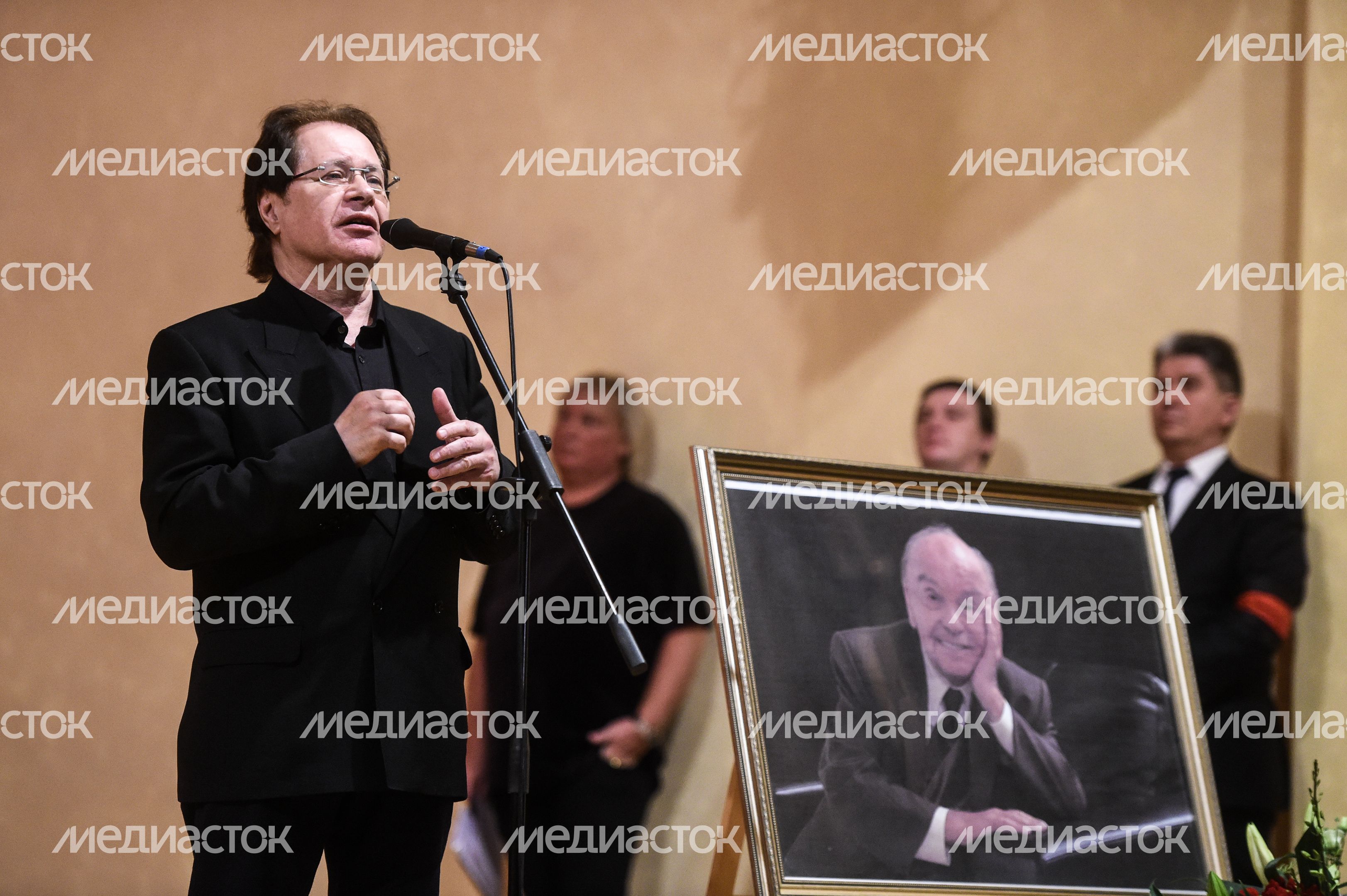 В Москве простились с композитором Владимиром Шаинский