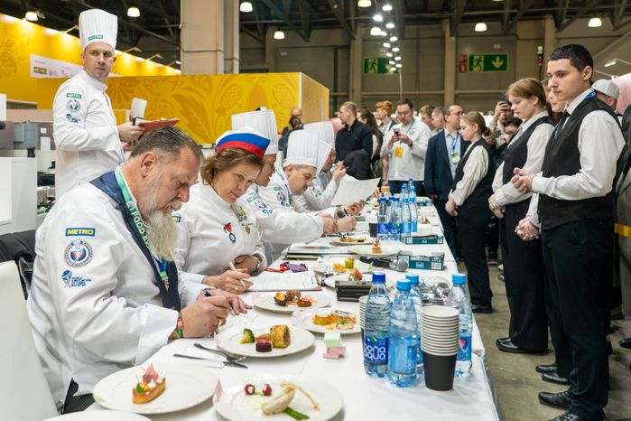 Всероссийский кулинарный чемпионат среди шеф-поваров Chef a la Russe прошел на выставке Food Expo