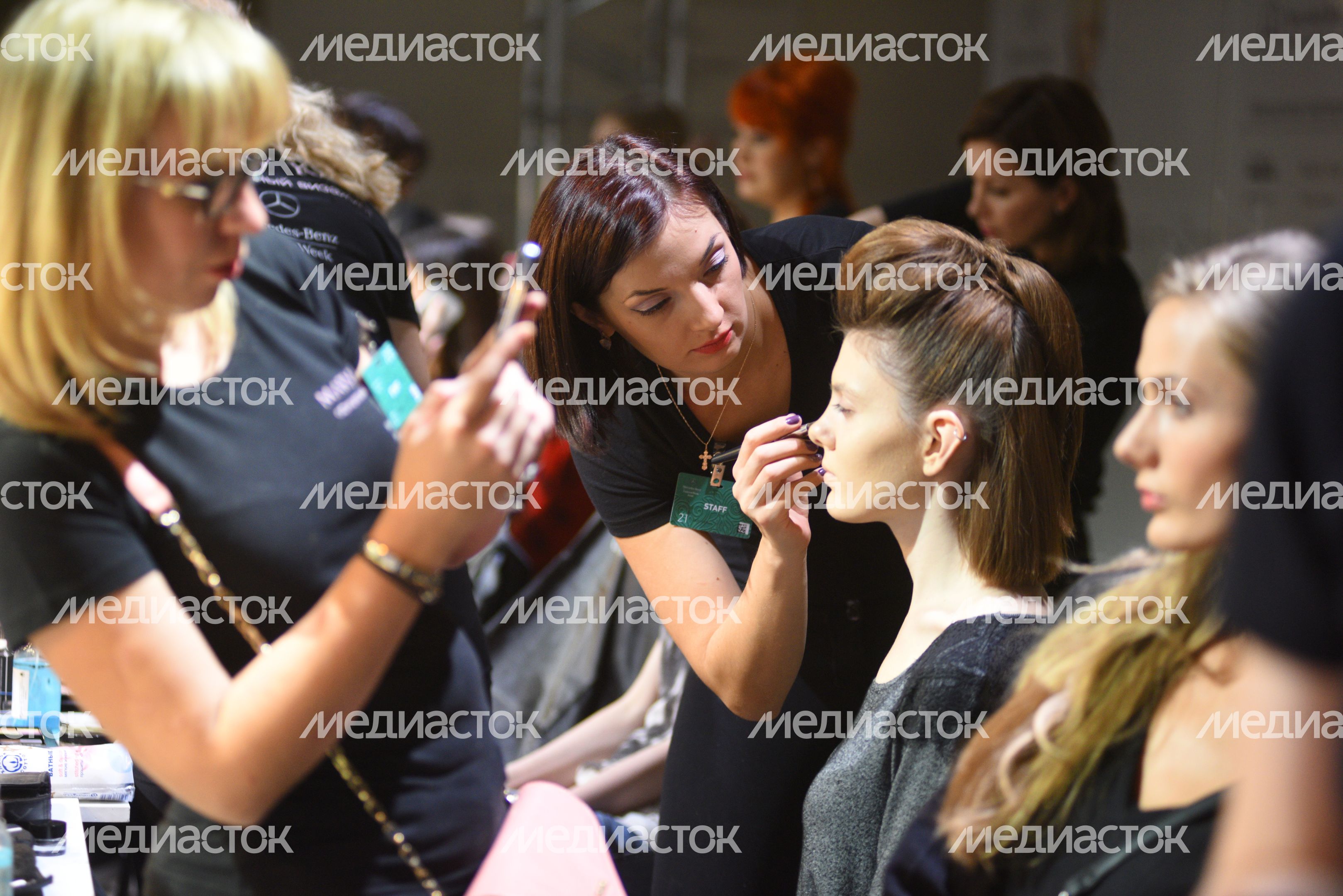 Неделя моды Mercedes-Benz Fashion Week Russia в Москве Неделя моды Mercedes-Benz Fashion Week Russia в Москве