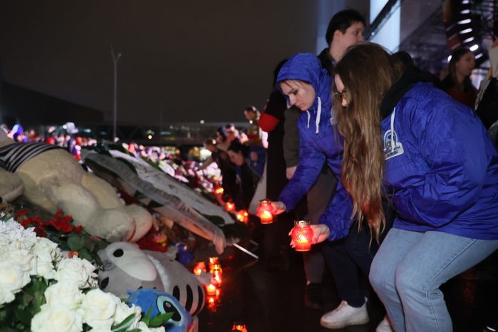 Акция памяти "Журавли" прошла на девятый день после теракта в "Крокус Сити Холле"