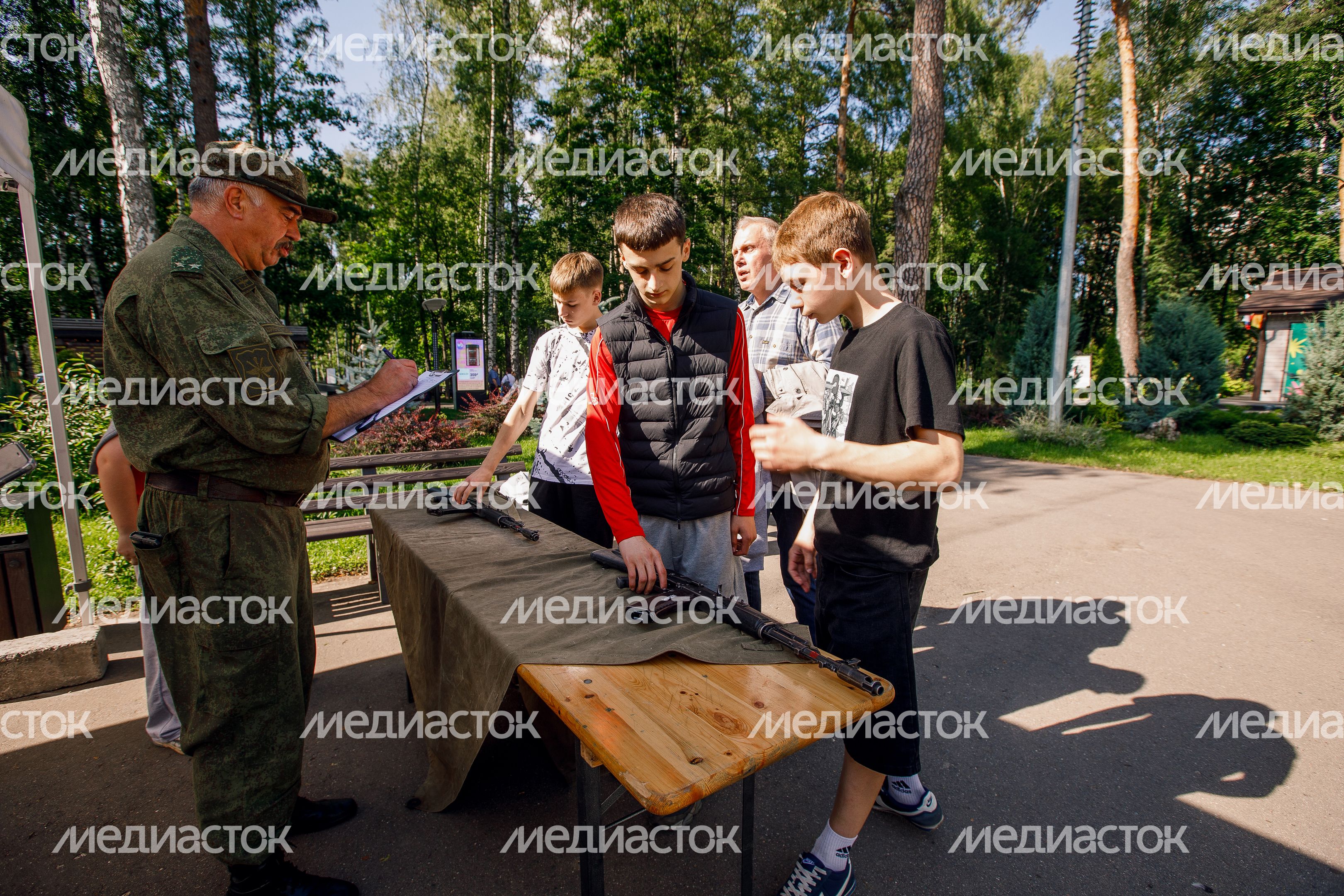Спортивные мероприятия провели для молодежи на патриотическом фестивале «Гордость поколений» в Ногинске Богородского округа Спортивные мероприятия провели для молодежи на патриотическом фестивале «Гордость поколений» в Ногинске Богородского округа
