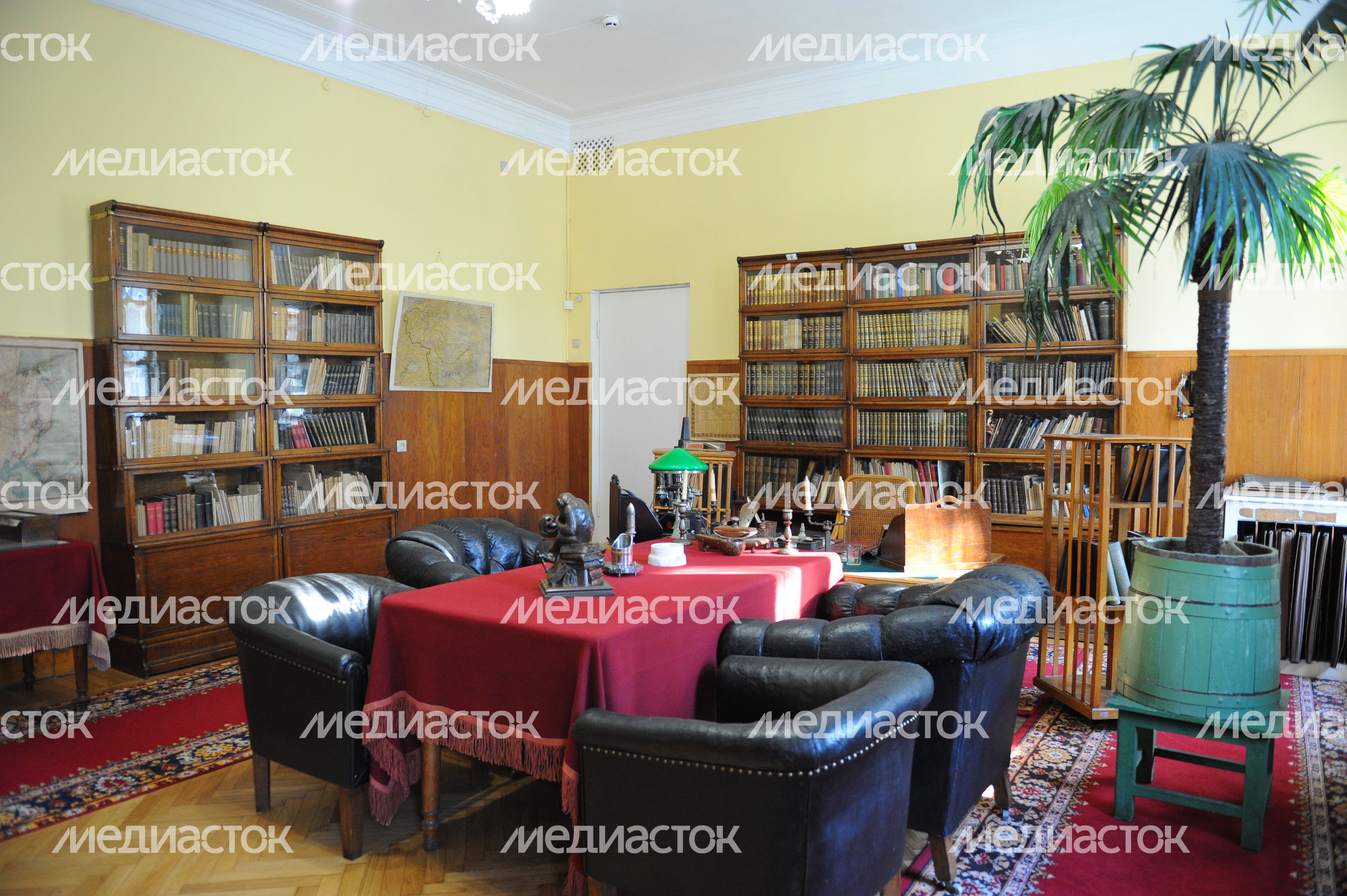 Музей «Ка­би­нет и квар­ти­ра В.И. Ле­ни­на в Крем­ле»