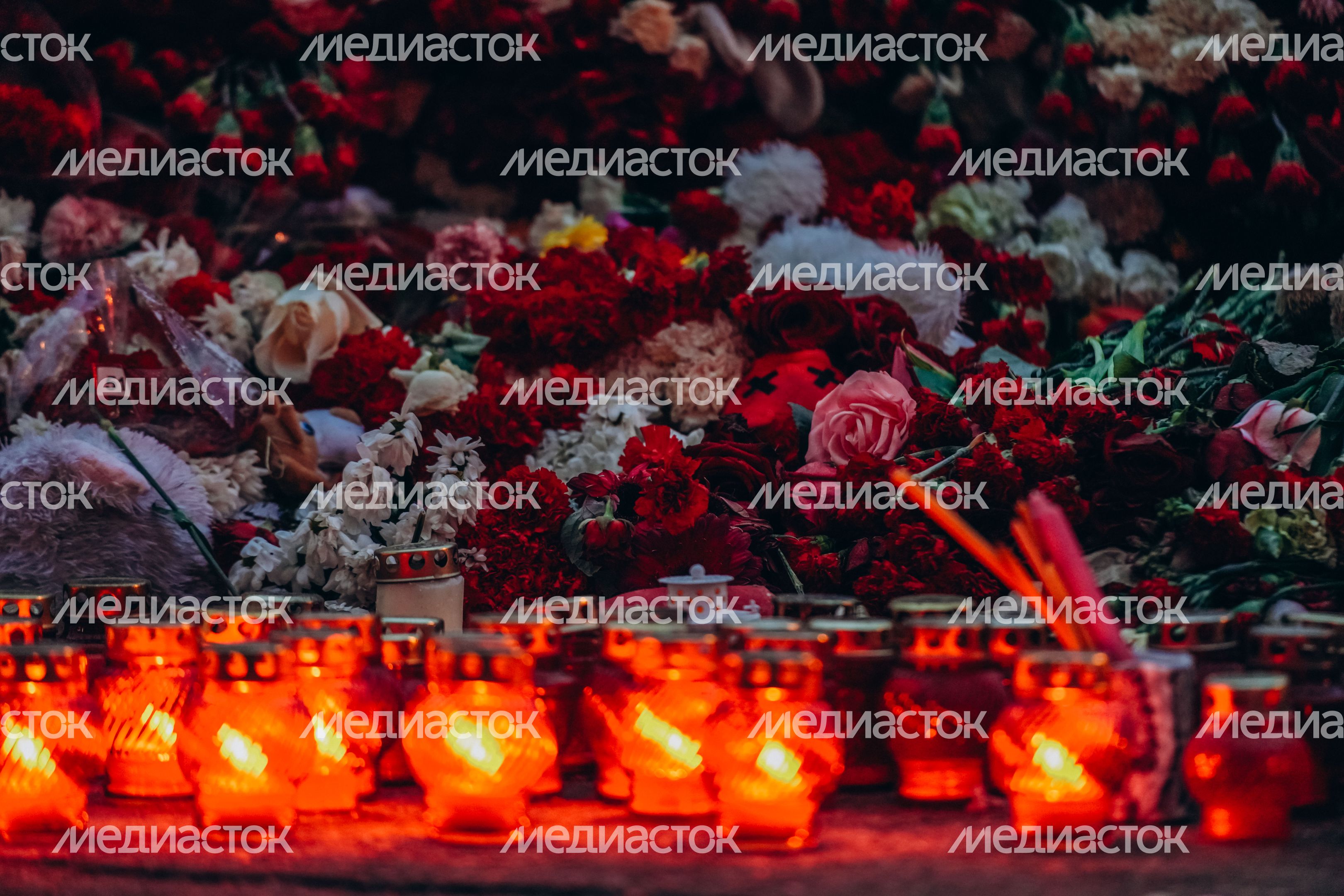 Акция памяти «Журавли» прошла на девятый день после теракта в "Крокус Сити Холле"