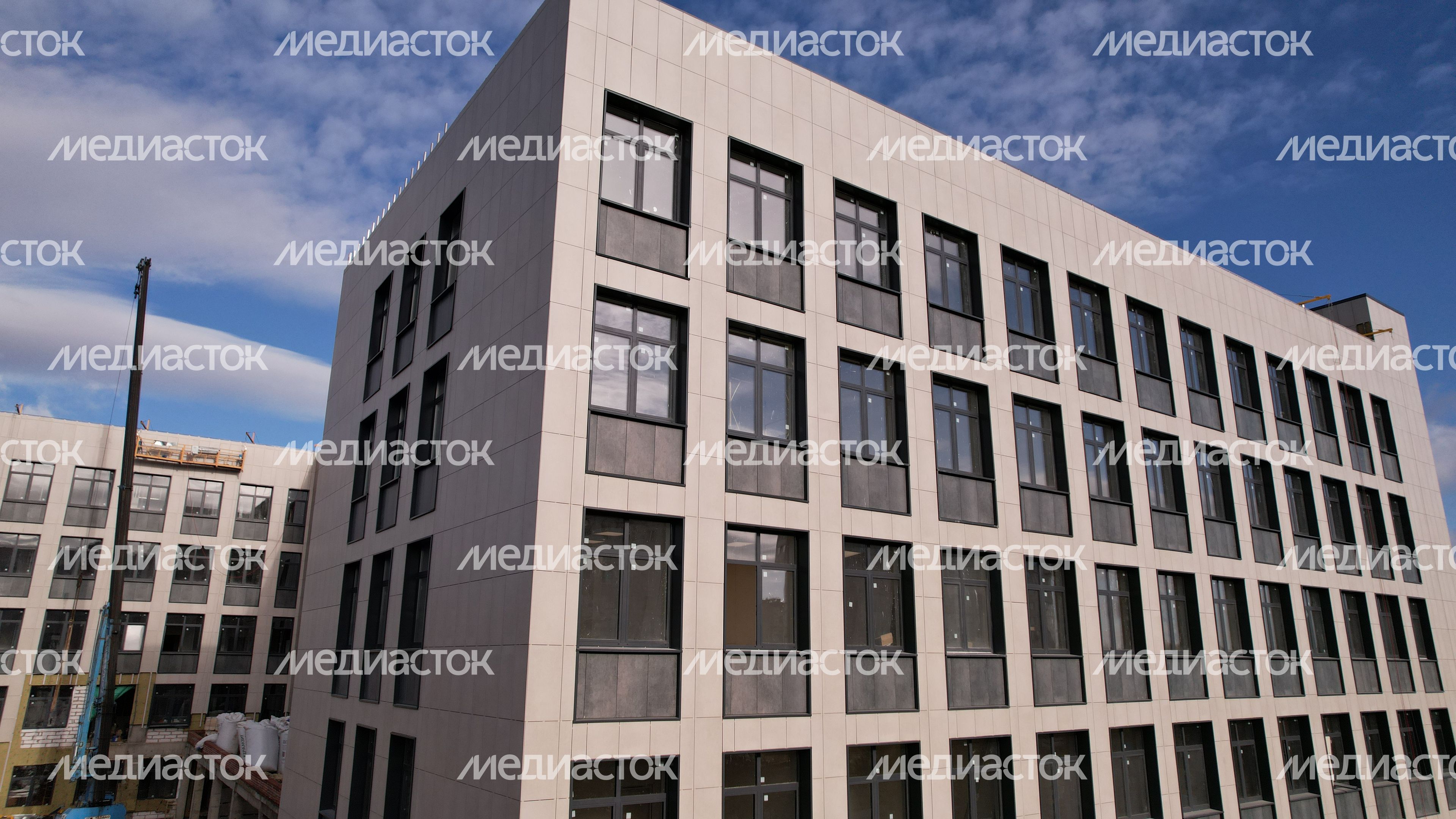 В Лобне продолжается строительство нового здания поликлиники №1