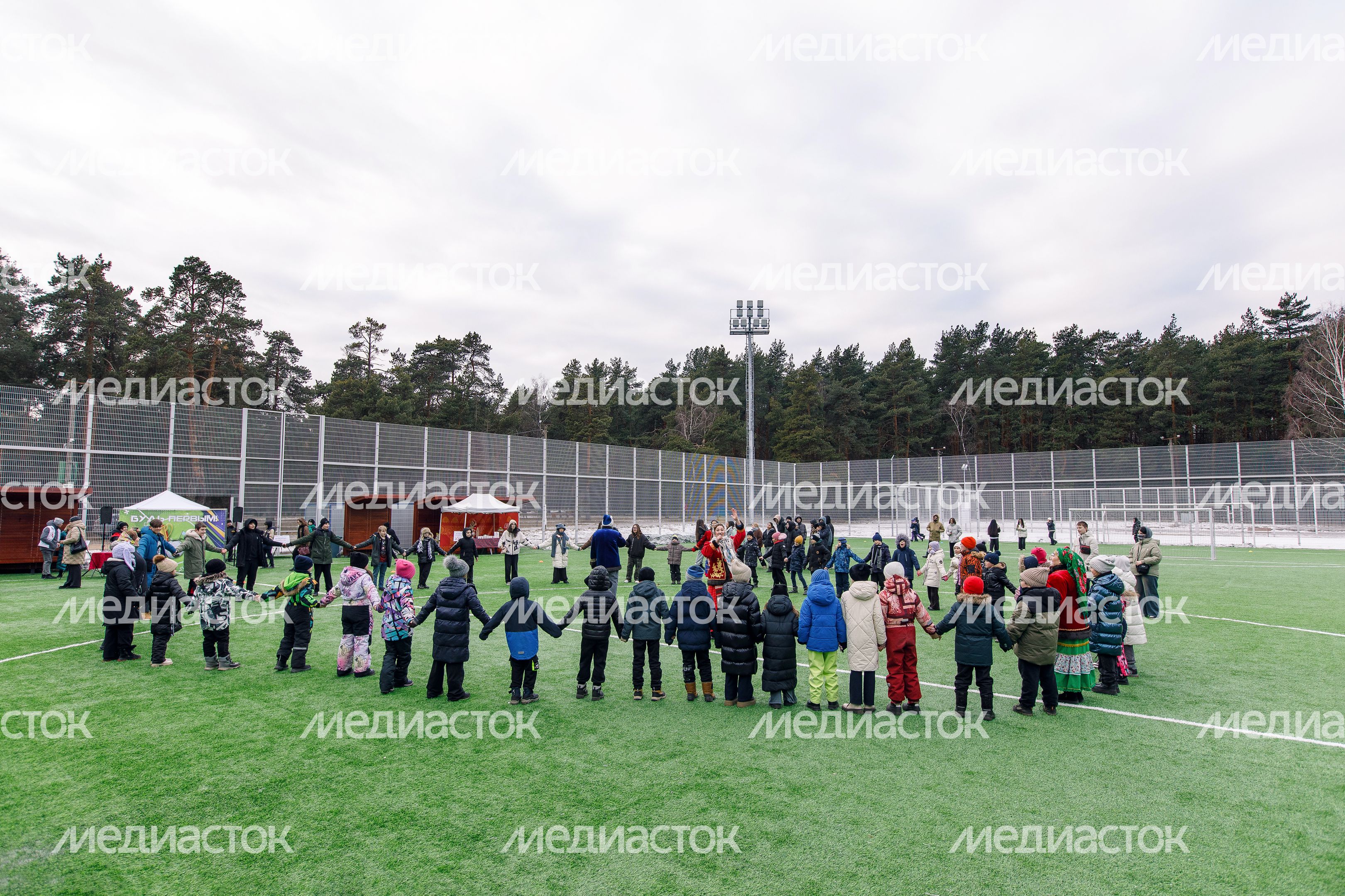 Спортивно-развлекательное мероприятие «Бегущие по снегу» в Кузьминском лесопарке в Котельниках Спортивно-развлекательное мероприятие «Бегущие по снегу» в Кузьминском лесопарке в Котельниках