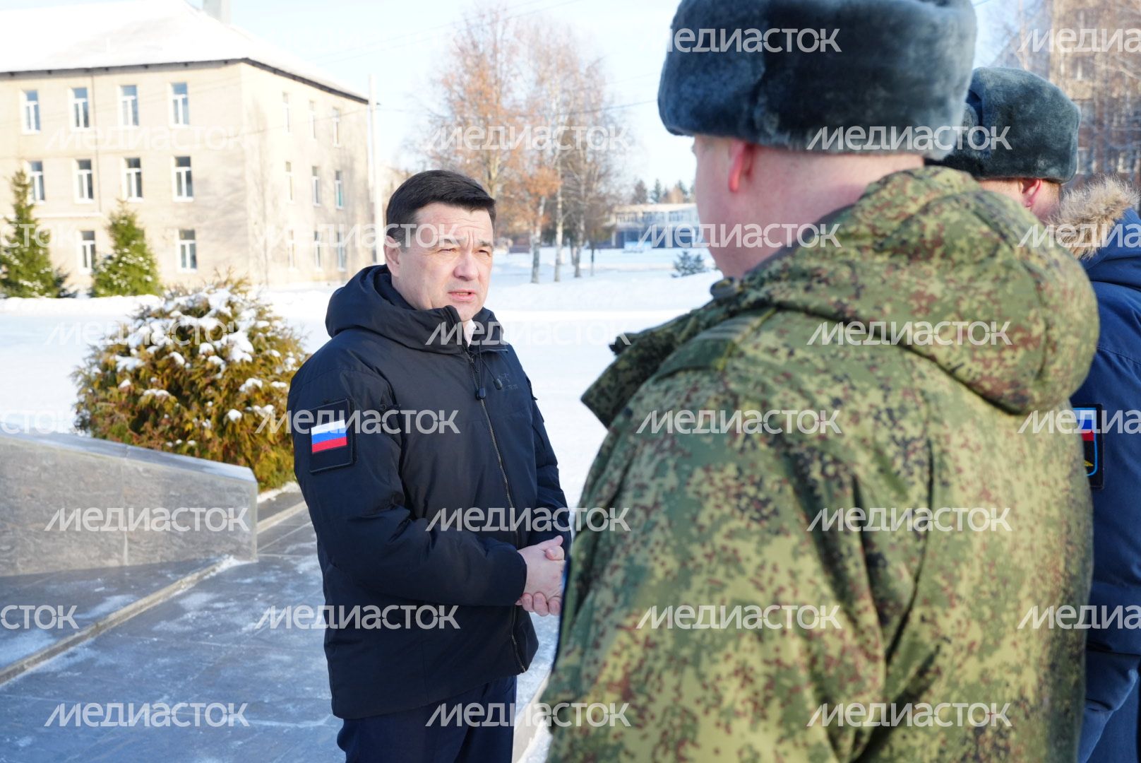 Возложение цветов к мемориалу погибших десантников Губернатором Подмосковья